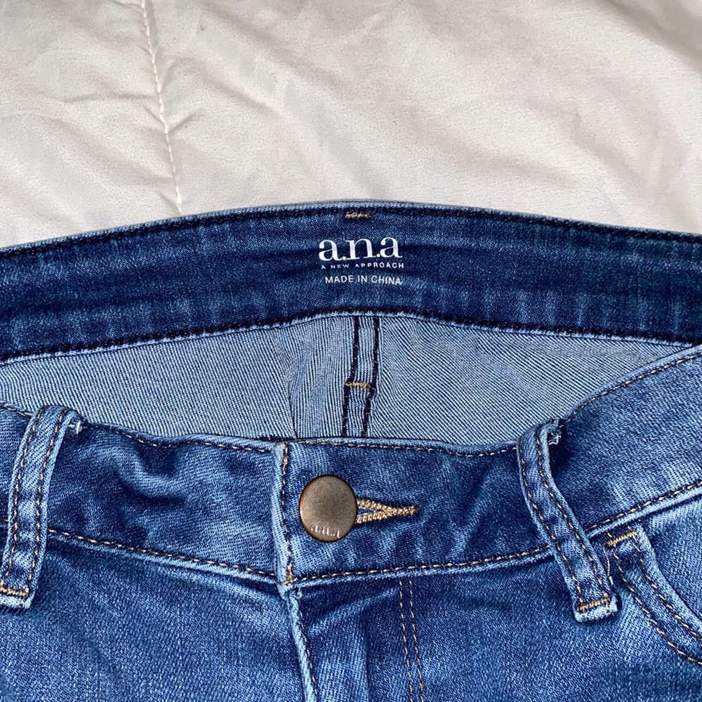 A.N.A skinny jeans Size 10